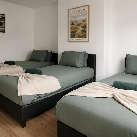 Holiday home Bradford Accommodation For Groups Of 11 Near Little Horton, City Centre And And M606 With A Fully-Equipped Kitchen, Wifi, And Free Street Parking Bradford (West Yorkshire)